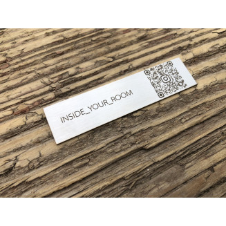 Металева табличка срібло сатин с QR кодом
