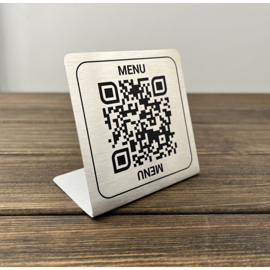 Металева табличка срібло сатин з QR-кодом на подставці